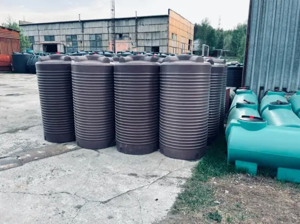 Пластиковая емкость для воды 750 л