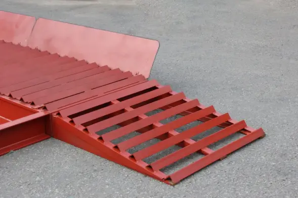 Щиток защитный для эстакады "Стандарт"