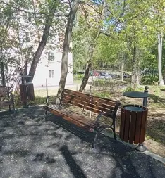 Урна комбинированная чугунная на столбике №4