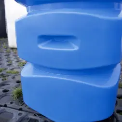 Емкость L 1000л под плотность до 1.5 г/см3 с откидной крышкой синяя