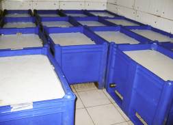 Гнет пластиковый 1120х920х10 мм для крупногабаритных контейнеров BoxPallet, белый [1000]