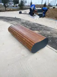 Скамейка стальная «Калипсо» без спинки 1,8 м (лиственница)