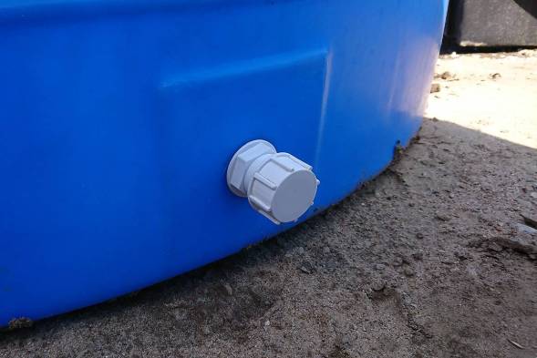 Отвод пластиковый с заглушкой 1/2"