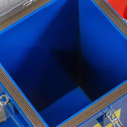 Контейнер герметичный специализированный вертикальный для битых ламп и термометров ГСК 500, 500х210х210 мм