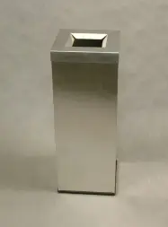 Урна Ладья-1, 300х300х830 мм, пол/шлиф, с емкостью 40 л