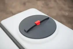 Емкость KR 4000л белая в обрешетке (полный слив)